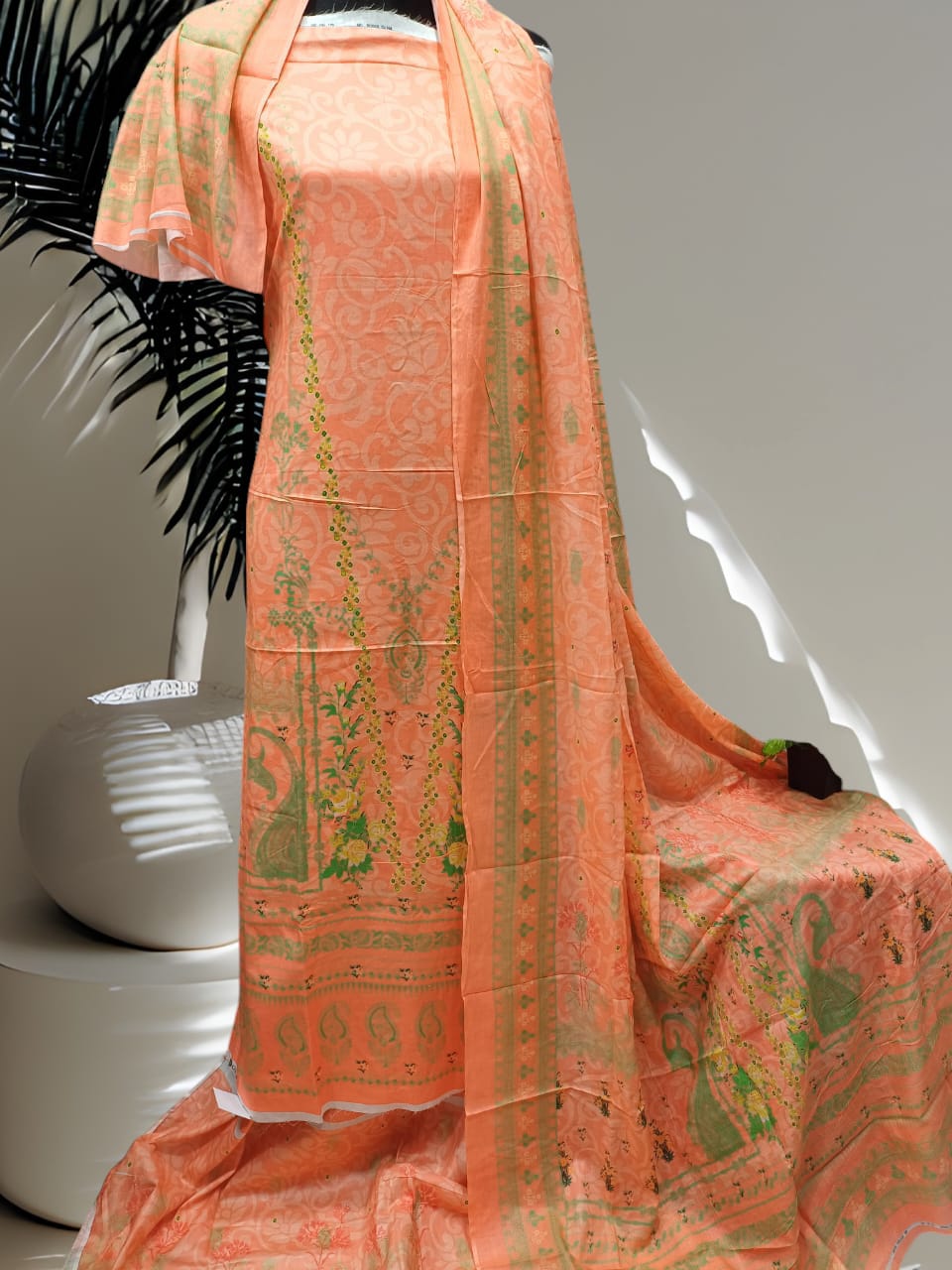 লোন থ্রি পিস