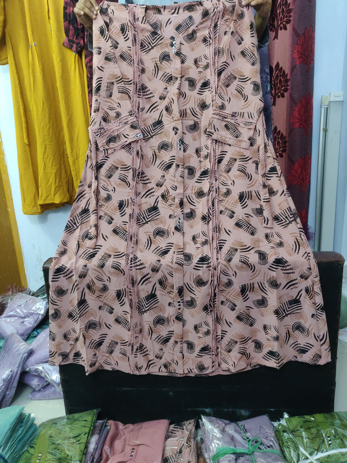 ডুবাই ডিজিটাল প্রিন্ট চেরি বোরকা